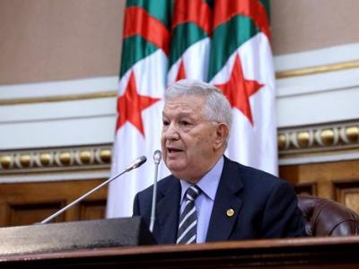 عزوز ناصري 