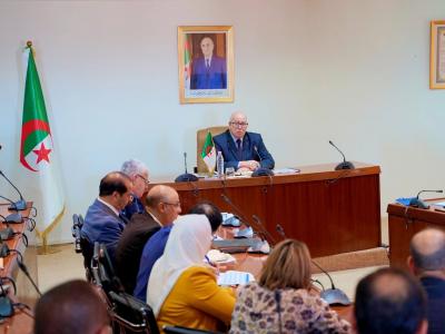 صناعة: السيد بشير يؤكد على ضرورة إعادة تنظيم المجمعات الصناعية العمومية وفق  مقاربة عصرية 