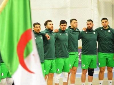 كرة اليد/البطولة الافريقية -2026 : المنتخب الوطني يشرع في تربص تحضيري  بالجزائر العاصمة 