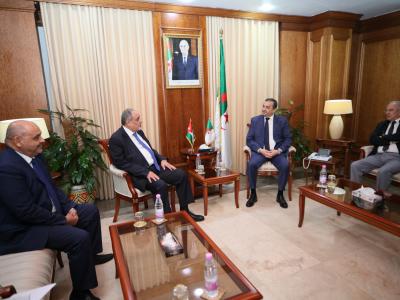  عرقاب يستقبل الأمين العام للاتحاد العام لنقابات عمال  الأردن