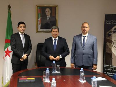 وزير الاتصال يشرف على تنصيب رئيس ديوان جديد للوزارة