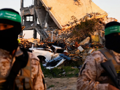 حركة "حماس" تعلن عن تسليمها للوسطاء ردها على خطة الرئيس الأمريكي