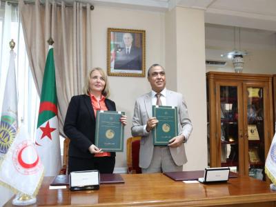 التوقيع على اتفاقية بين المديرية العامة لإدارة السجون والهلال الأحمر  الجزائري 