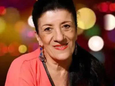 الفنانة الراحلة باية بوزار 