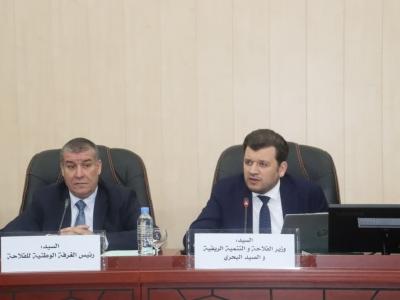 فلاحة: السيد وليد يترأس اجتماعا مع مهنيي شعبة الحبوب