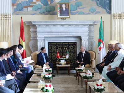 مجلس الامة : السيد ناصري يستقبل الوزير الأول الفيتنامي