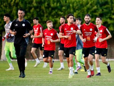 Equipe nationale des joueurs locaux 