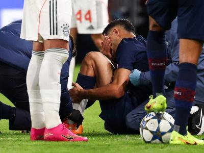 Joueur de football blessé
