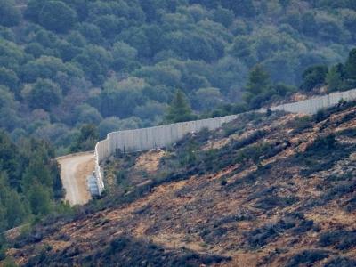 Le Liban va protester auprès de l'ONU après la construction par l'entité  sioniste d'un mur sur son sol