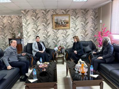 السيدة مولوجي تزور مقر الهيئة الوطنية لحماية وترقية الطفولة 