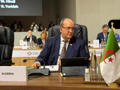 أشغال قمة مجموعة  ال20