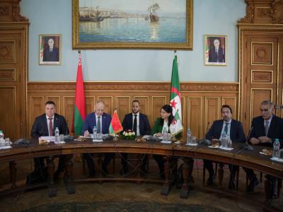 ضمن أشغال المنتدى الاقتصادي الثنائي، المنعقد اليوم الاثنين بالجزائر العاصمة.