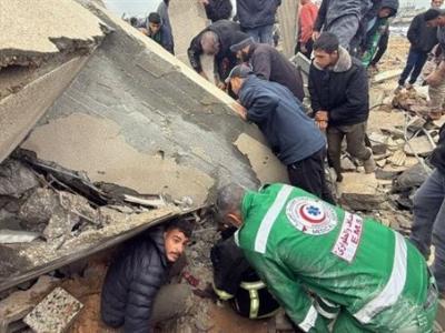 وفاة 11 فلسطينيا بغزة جراء انهيارات واسعة