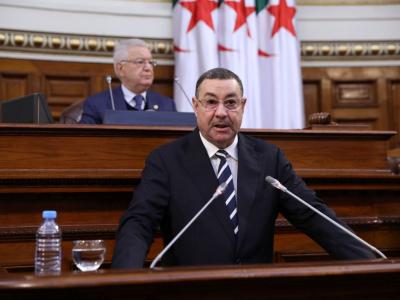 السيد سعيود يبرز الجهود القائمة لتحسين جودة خدمات الخطوط الجوية الجزائرية