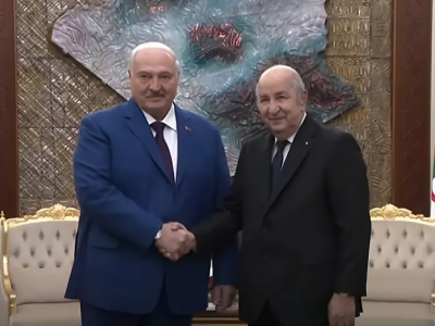 رئيس الجمهورية يتحادث مع نظيره البيلاروسي