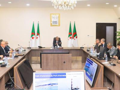 جلاوي يؤكد على ضرورة تسريع وتيرة أشغال توسعة ميناء عنابة الفوسفاتي