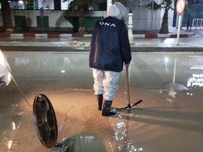 Intempéries : les services des travaux publics poursuivent leurs interventions à travers plusieurs wilayas du pays 