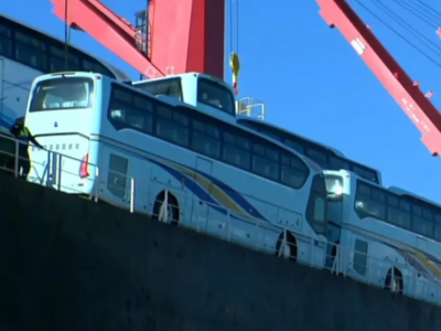  استلام 338 حافلة بميناء الجزائر و 97 أخرى  بميناء جن جن