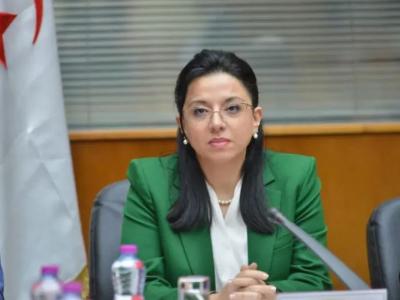 امال عبد اللطيف