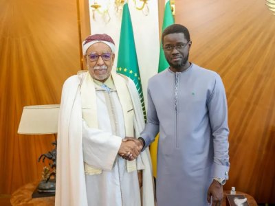 الخليفة العام للطريقة التيجانية يُستقبل من قبل الرئيس السنغالي