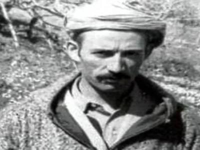 le colonel amirouche aït hamouda