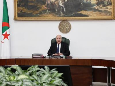 رئيس الجمهورية 