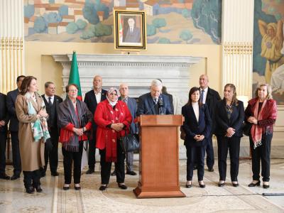 اليوم العالمي للمرأة : السيد ناصري يشيد بدور المرأة الجزائرية في مسيرة التحرير والبناء 