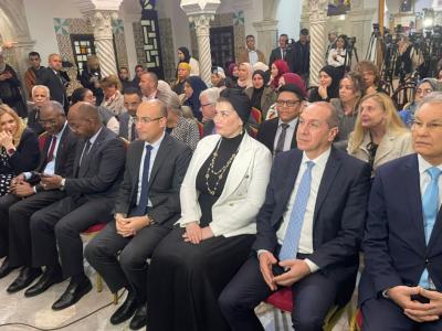  وزيرة التضامن الوطني والأسرة وقضايا المرأة