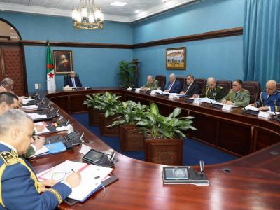 رئيس الجمهورية يترأس اجتماعا للمجلس الأعلى للأمن 