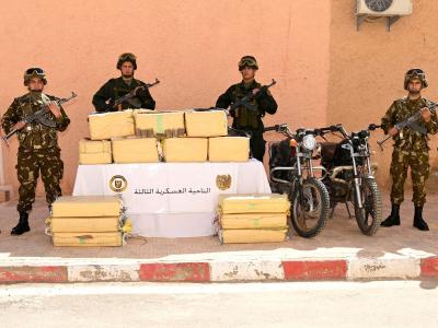 Des tentatives d'introduction de plus de 10 quintaux de kif traité provenant des frontières avec le Maroc déjouées à Adrar et Béchar 