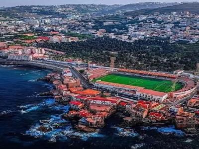 ملعب الشهيد عمر حمادي 