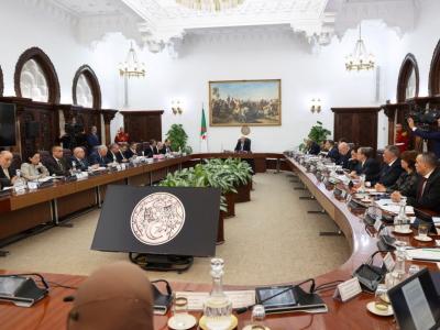 رئيس الجمهورية