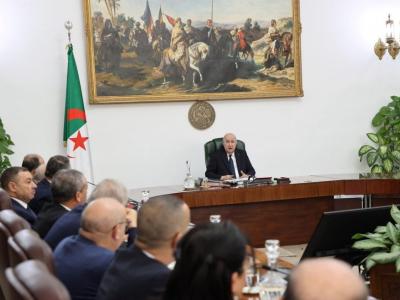 رئيس الجمهورية 