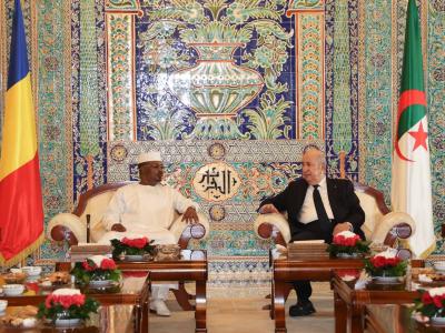 رئيس الجمهورية يجري محادثات مع نظيره التشادي