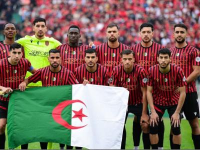 اتحاد الجزائر يتأهل إلى النهائي