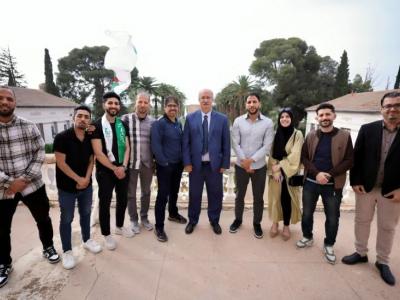  سيدي بلعباس: الفرقة المسرحية لجامعة "جيلالي اليابس" تفتك جائزتين دوليتين في  مهرجان ''المونودراما'' بتونس