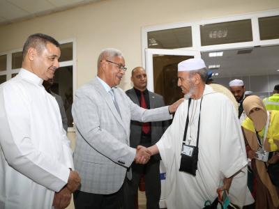 غرداية : مغادرة أول فوج من الحجاج من مطار "نوميرات - مفدي زكرياء" إلى  البقاع المقدسة