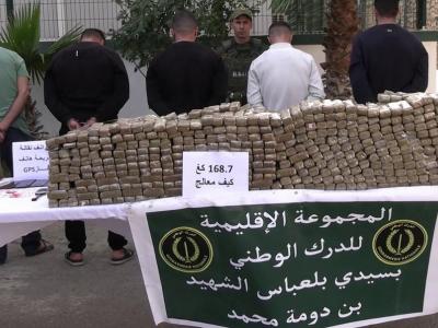 توقيف 5 أشخاص وحجز أكثر من قنطار ونصف من الكيف المعالج بسيدي بلعباس