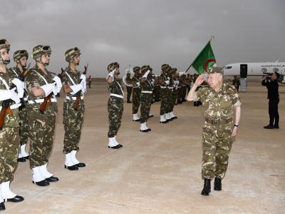 Le Général d'Armée Saïd Chanegriha en visite officielle au Sultanat d'Oman
