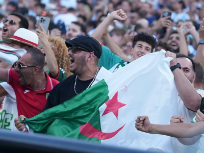 الجماهير الجزائرية 