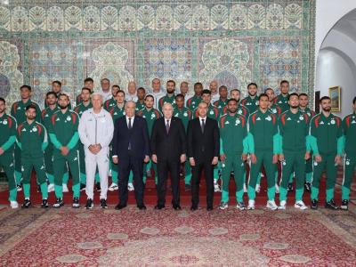 Le président de la République reçoit l'Equipe nationale de football