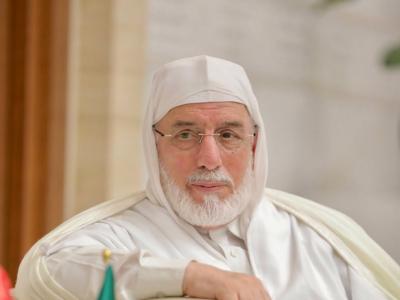 عميد جامع الجزائر في زيارة رسمية الى المملكة  المتحدة