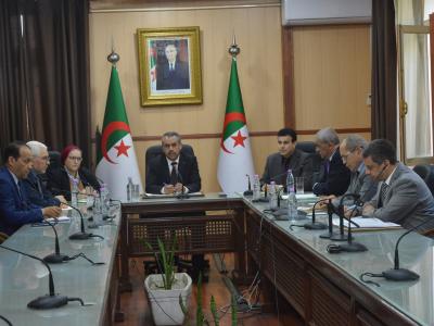بكالوريا 2026: وزير التربية يترأس ندوة لمتابعة سير الامتحان ومدى جاهزية  مراكز الإجراء
