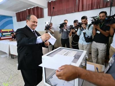 سيفي غريب