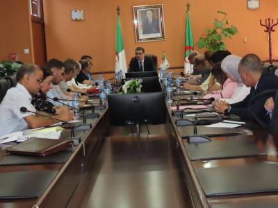  اجتماع حول تحسين تسيير المرفق العمومي لقطاع الصحة 