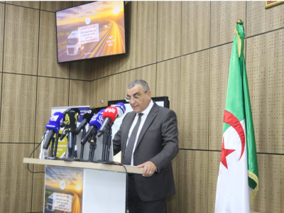 جلاوي يدعو إلى مكافحة الحمولة الزائدة لمركبات الوزن الثقيل
