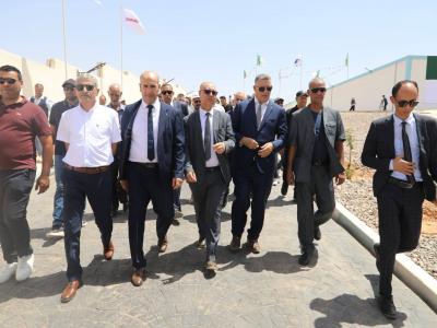 Bouzegza inspecte les projets hydrauliques de la zone industrielle de Toumiat