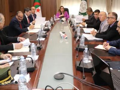 اجتماع اللجنة الوطنية لمتابعة تنفيذ الإستراتيجية الوطنية للشفافية والوقاية  من الفساد ومكافحته