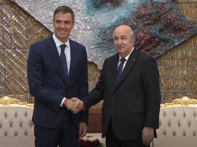 رئيس الجمهورية يجري محادثات على انفراد مع رئيس حكومة إسبانيا