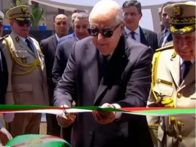 رئيس الجمهورية يشرف على تدشين المركز الوطني الجزائري للخدمات الرقمية 
